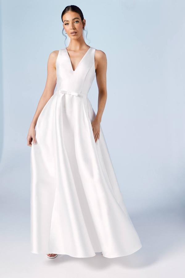 Plunge Neck Bow Waist Maxi Dress With Pockets - Ivory