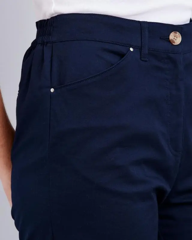 Cotton Traders Women's Classic Chino Shorts in Blue