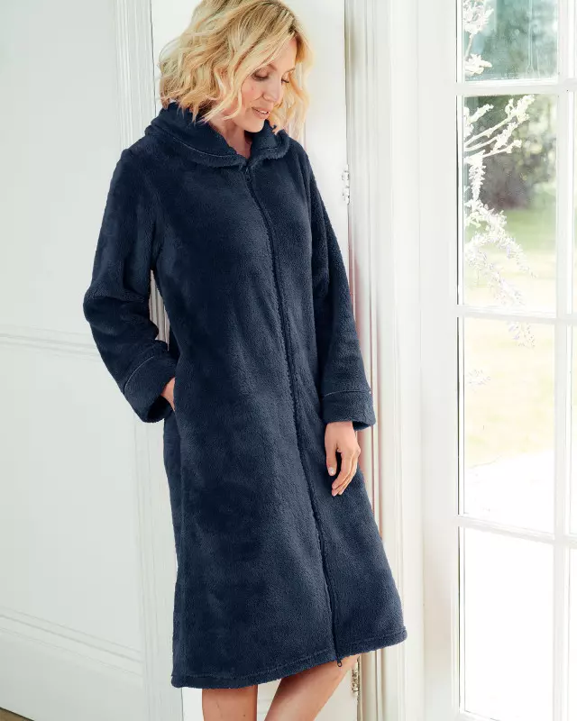 Cotton Traders Women's Fluffy Dressing Gown in Black