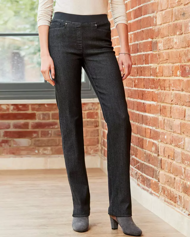Cotton Traders Women's Premium Pull-On Denim Straight-Leg Jeans in Black