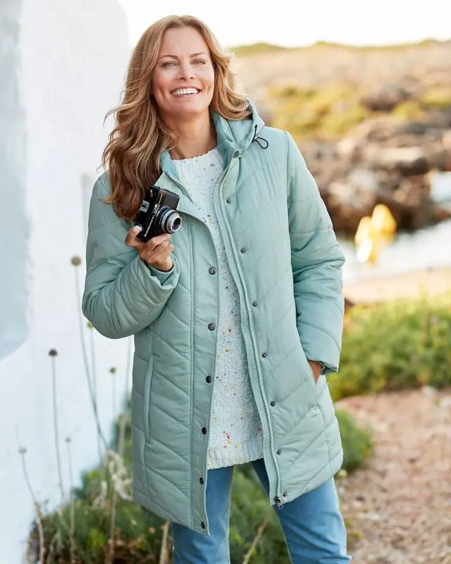 Cotton Traders Women's Long Padded Jacket in Green, 100% Polyester