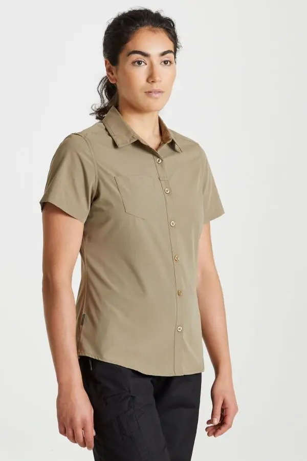 'Expert Kiwi' Short Sleeved Shirt