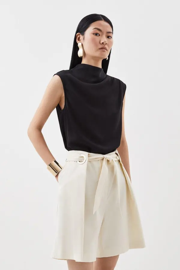 Relaxed Tailored Belted Tailored Shorts