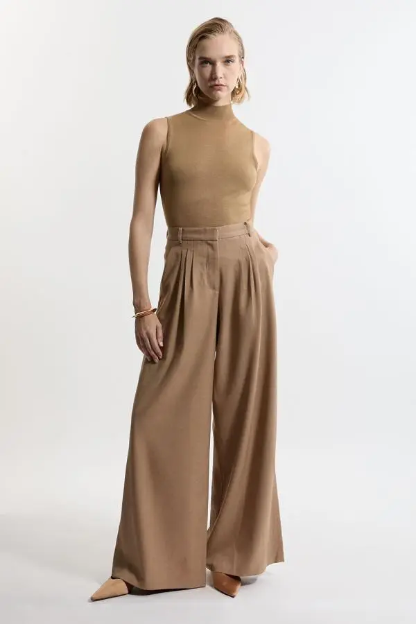 Petite Tailored Wide Leg Darted Trousers