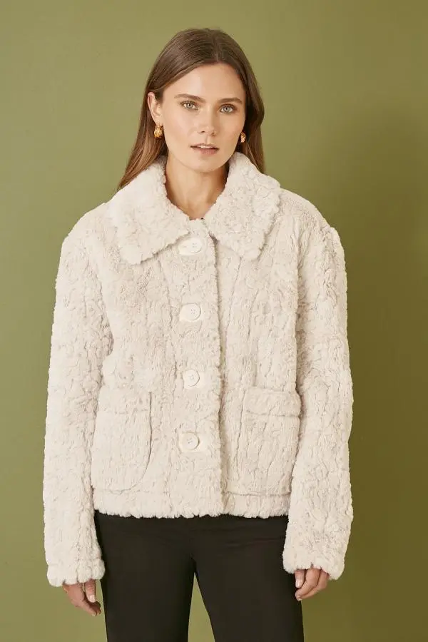 Yumi Cream Luxe Textured Faux Fur Jacket With Pockets