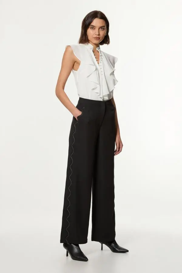 Scallop Trim Woven Crepe Trouser