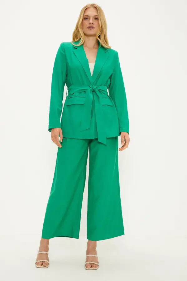 Belted Cropped Trouser