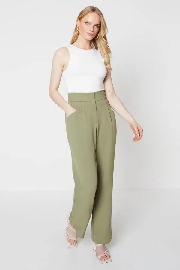 Wide Leg Relaxed Trousers