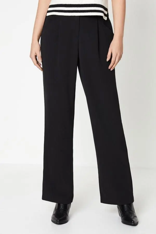 Wide Leg Relaxed Trousers