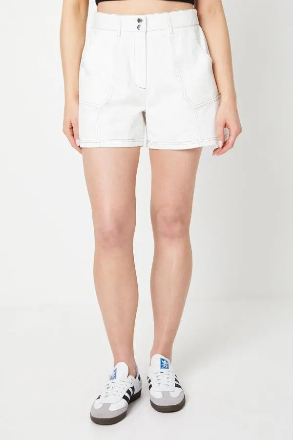 Twill Contrast Stitch Shorts