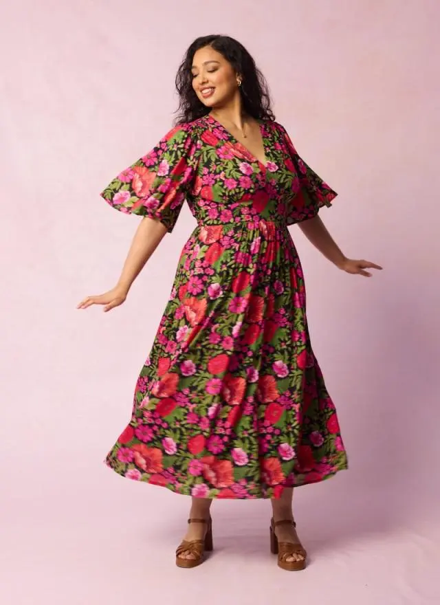 Joanie Clothing Desdemona Pink Floral Print Midi Dress