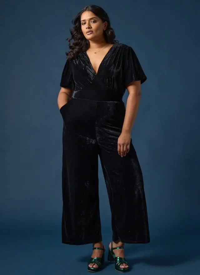 Joanie Clothing Bellatrix Short Sleeve Velvet Jumpsuit 