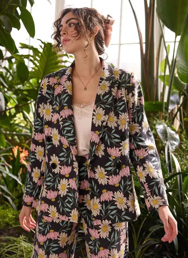 Joanie Clothing Richie Daisy Print Soft Tailored Blazer 
