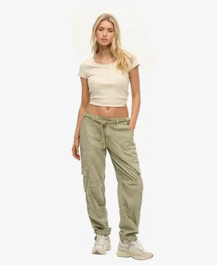 Superdry Women's Lightweight Beach Cargo Pants Green / Sulphine Olive Green - 