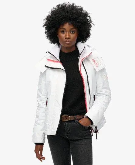 Superdry Women's Hooded Mountain Windbreaker Jacket White / Optic -