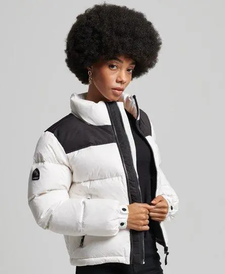 Superdry Women's Sportstyle Code Puffer Jacket White / Optic - 