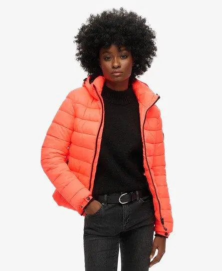 Superdry Women's Hooded Classic Puffer Jacket Cream / Hyper Fire Coral - 