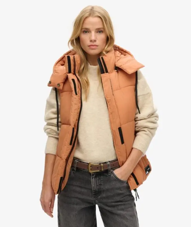 Superdry Women's Touchline Short Padded Gilet Orange / Caramel Grid -