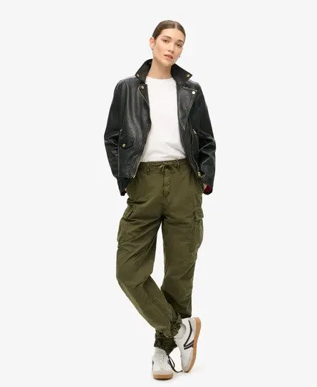 Superdry Women's Low Rise Parachute Cargo Pants Green / Olive Night Green - 