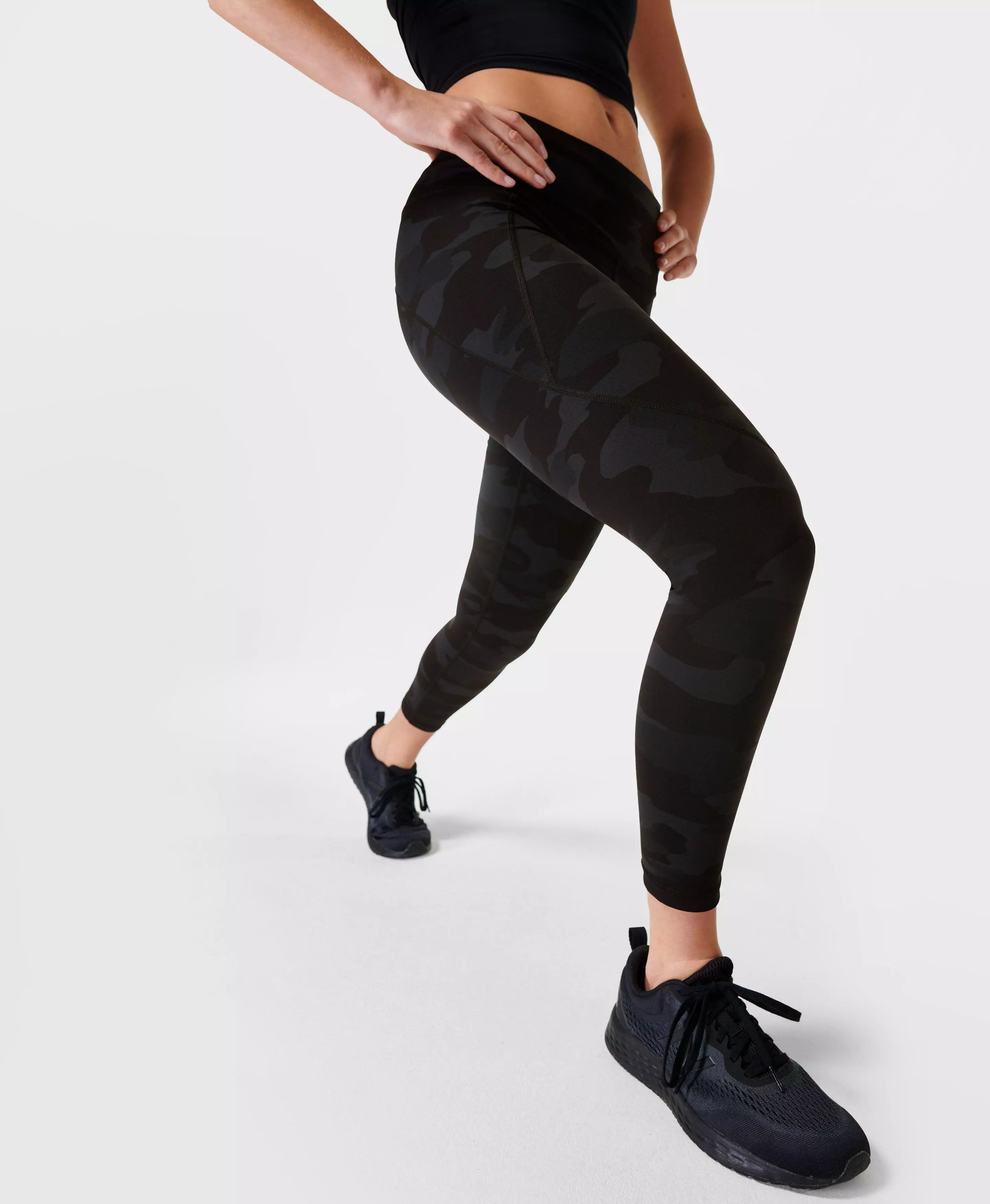 Being Runner Women Super Soft Lycra Yoga Tights | Net Gym Leggings | Black  Flexible Sportswear Sweatpants | Plus Size Activewear Pants With Pocket  (Black With Side Long Strip & Black 4