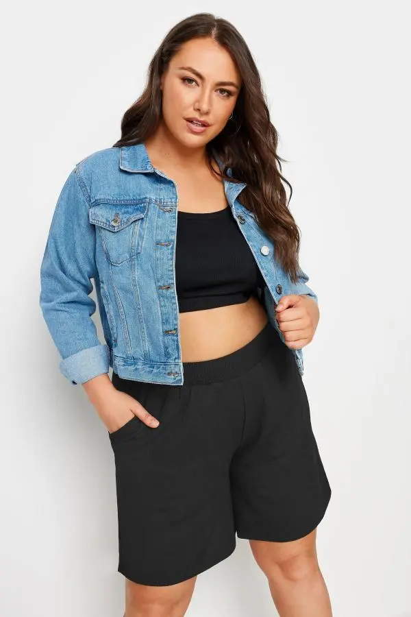 Limited Collection Curve Black Crinkle Pocket Shorts, Women's Curve & Plus Size, Limited Collection