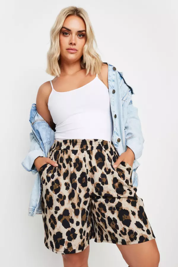 Yours Curve Brown Textured Leopard Print Shorts, Women's Curve & Plus Size, Yours