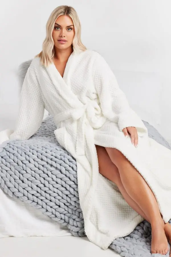 Yours Curve White Waffle Maxi Dressing Gown