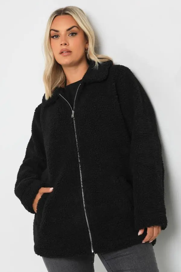 Yours Curve Black Heavyweight Teddy Fleece, Women's Curve & Plus Size, Yours