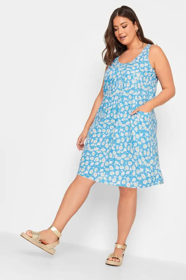 Yours Curve Light Blue Daisy Print Pocket Smock Dress, Women's Curve & Plus Size, Yours