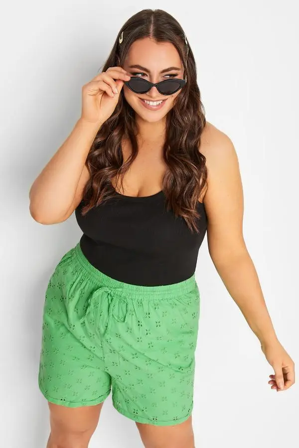 Yours Curve Green Broderie Anglaise Shorts, Women's Curve & Plus Size, Yours