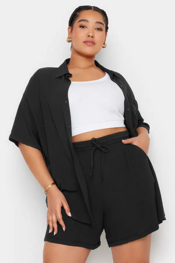 Limited Collection Curve Black Crinkle Shorts, Women's Curve & Plus Size, Limited Collection